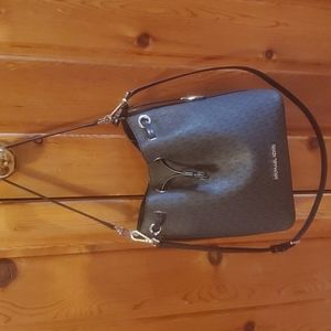 Michael Kors Bucket Bag/Purse